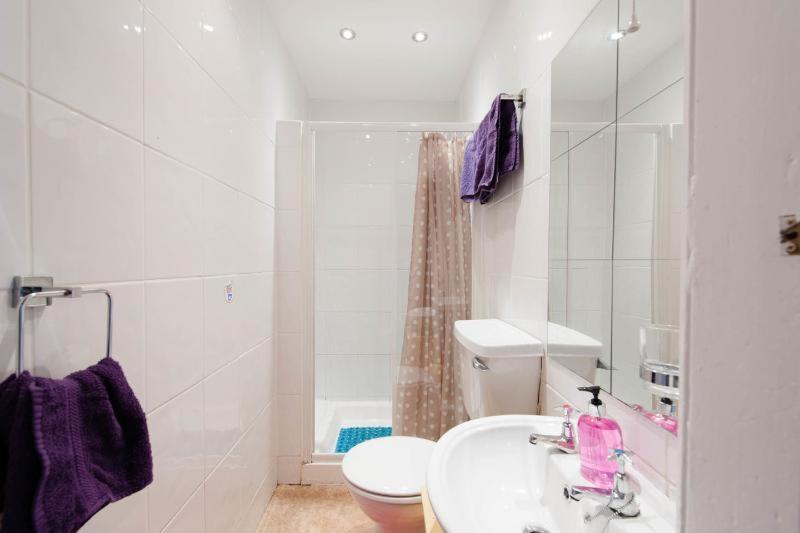 Edinburgh Central Roomz Aparthotel ภายนอก รูปภาพ