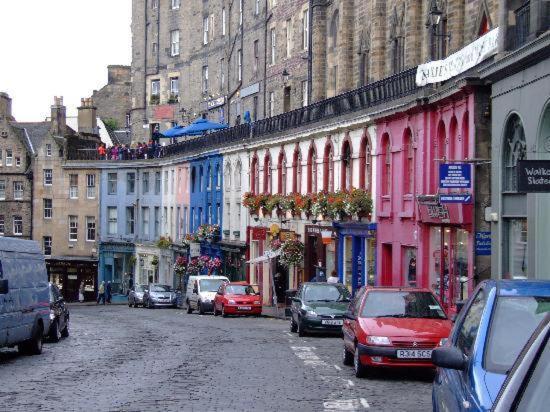 Edinburgh Central Roomz Aparthotel ภายนอก รูปภาพ